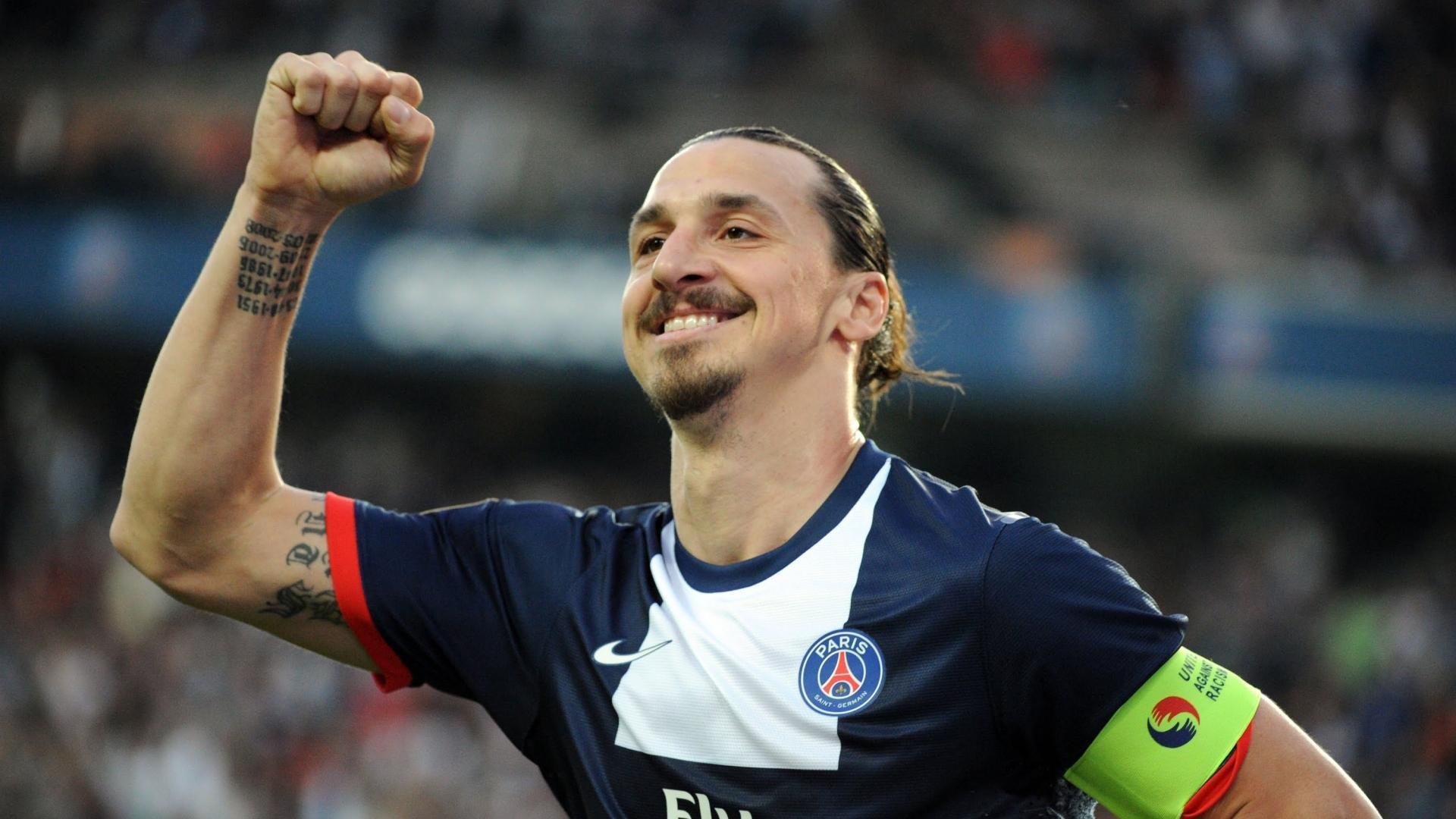 法甲青训训练中引入非语言表达应对高压情境模拟