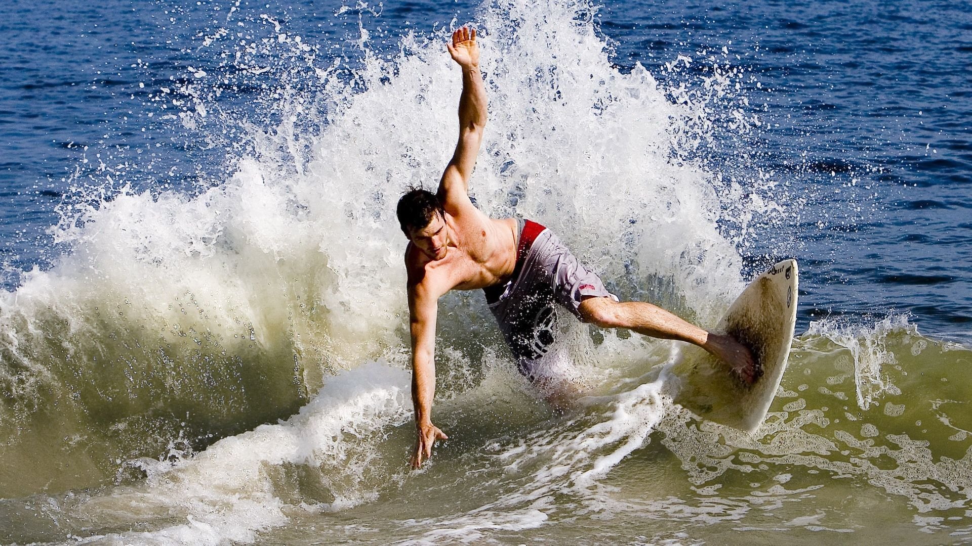 爱游戏app推荐-五大联赛场均控球占比与控球质量之间是否存在误解，足球比赛控球率